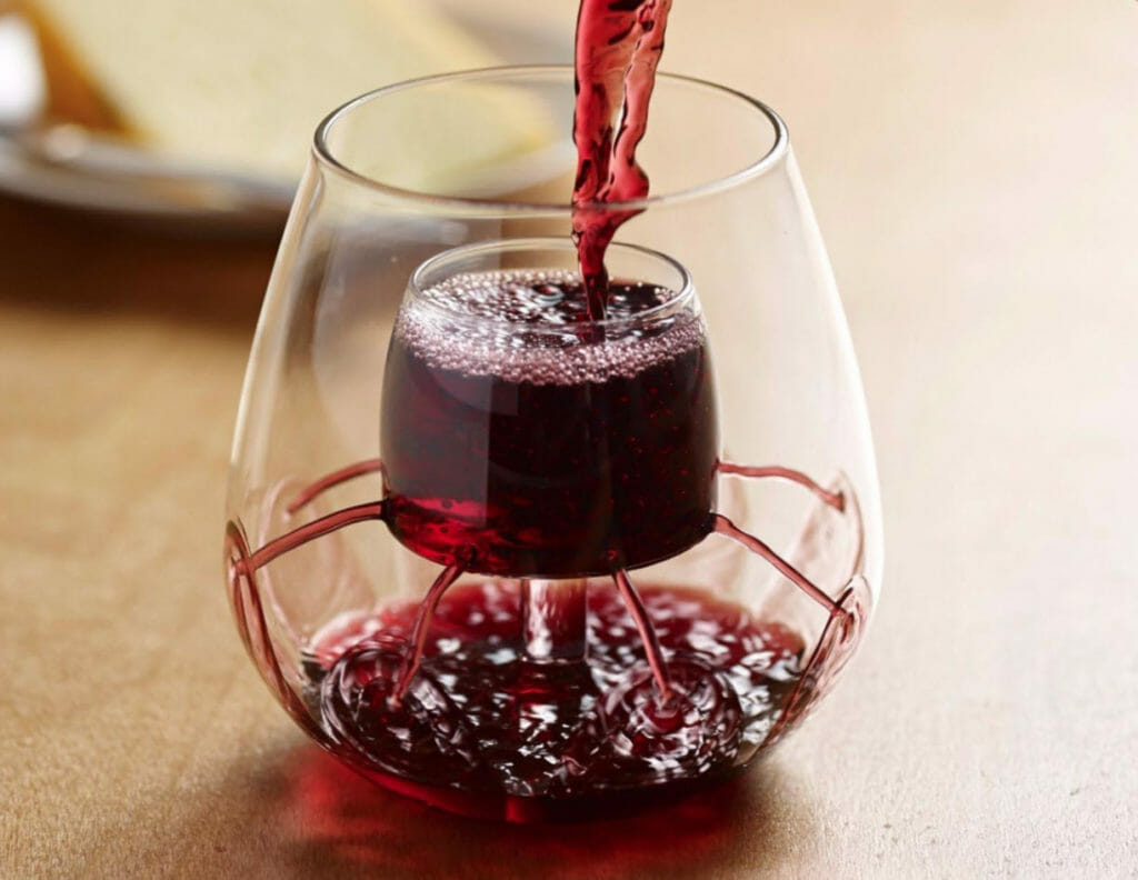 How to Use a Wine Aerator