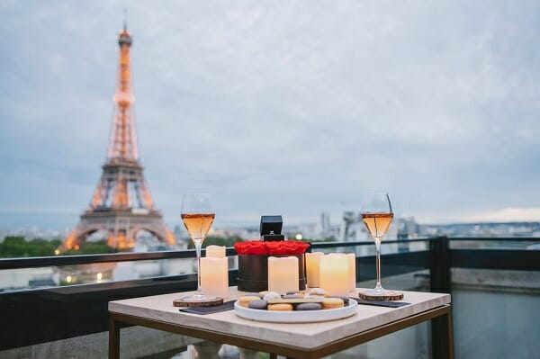 Can You Get Married At The Top Of The Eiffel Tower