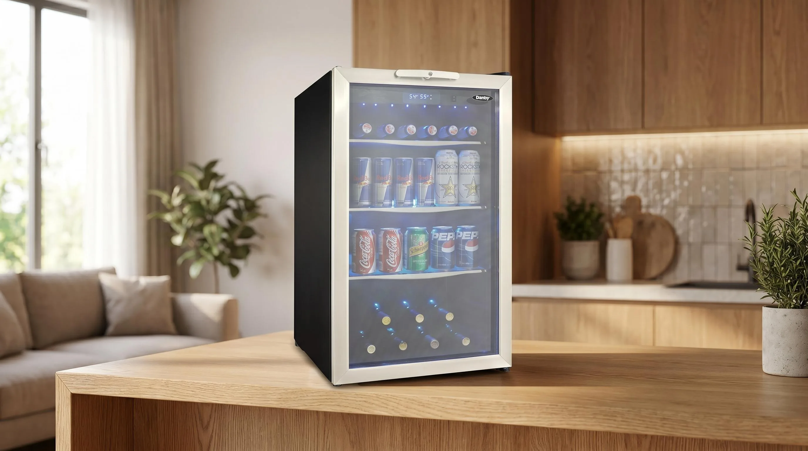 Danby Beverage Center: Versatile beverage center layout