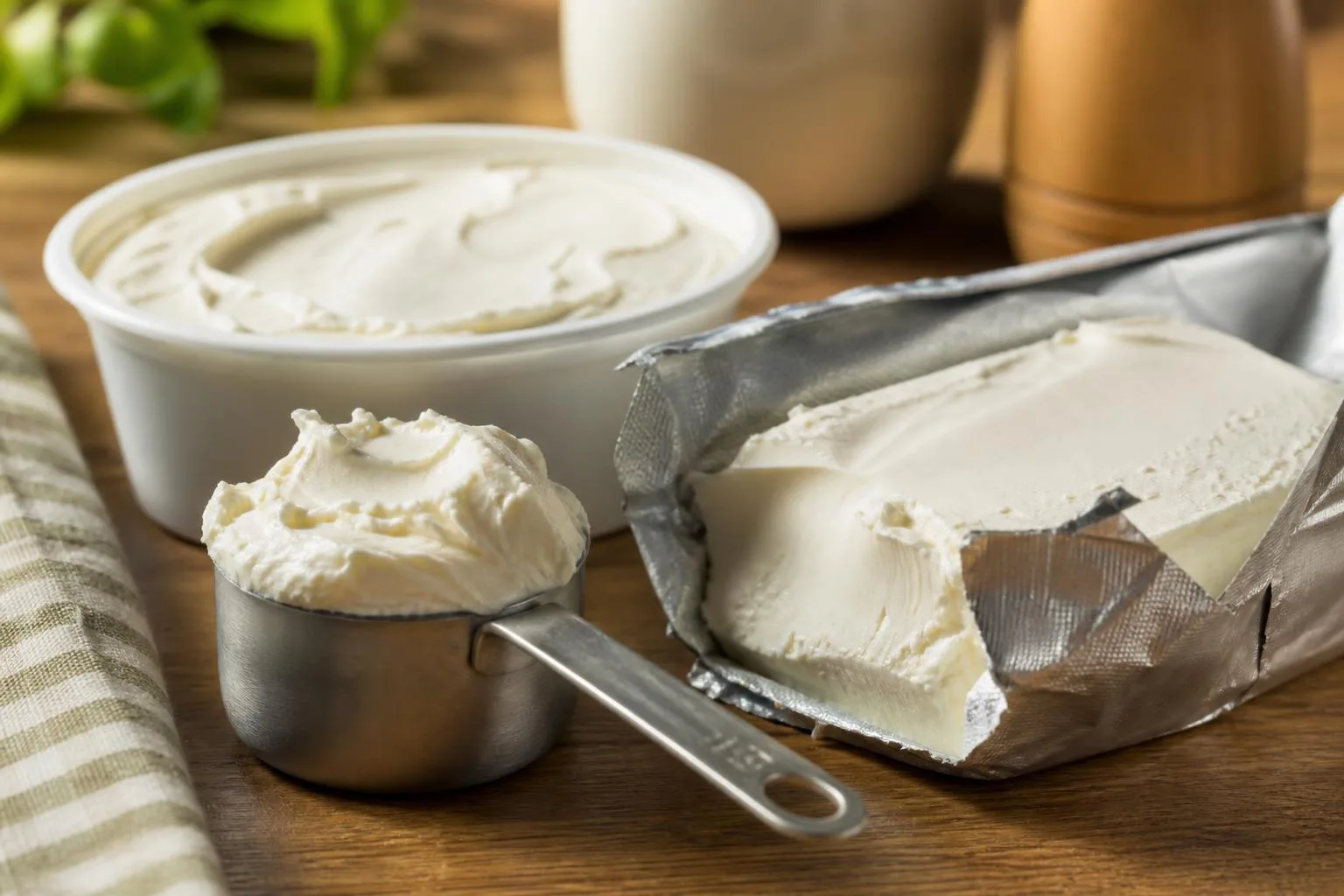 How Many Ounces Is 1/3 Cup Of Cream Cheese? — explained with facts and figures in this guide