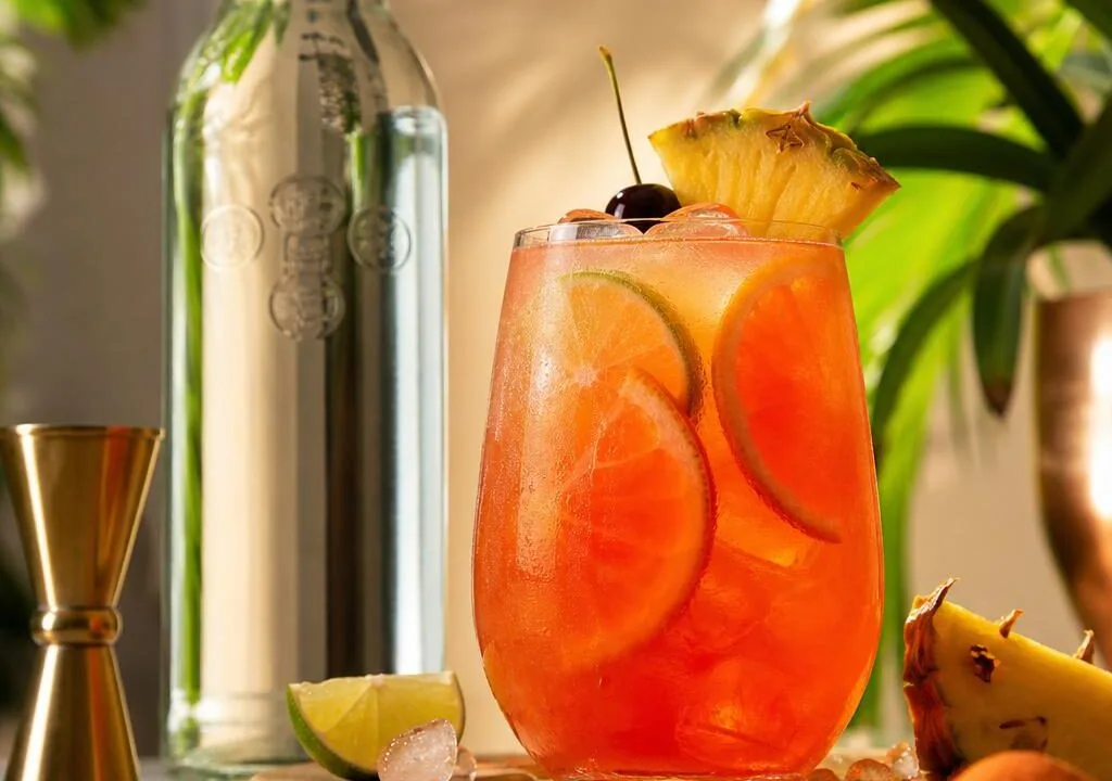 How To Make Jamaican Rum Punch With Wray And Nephew