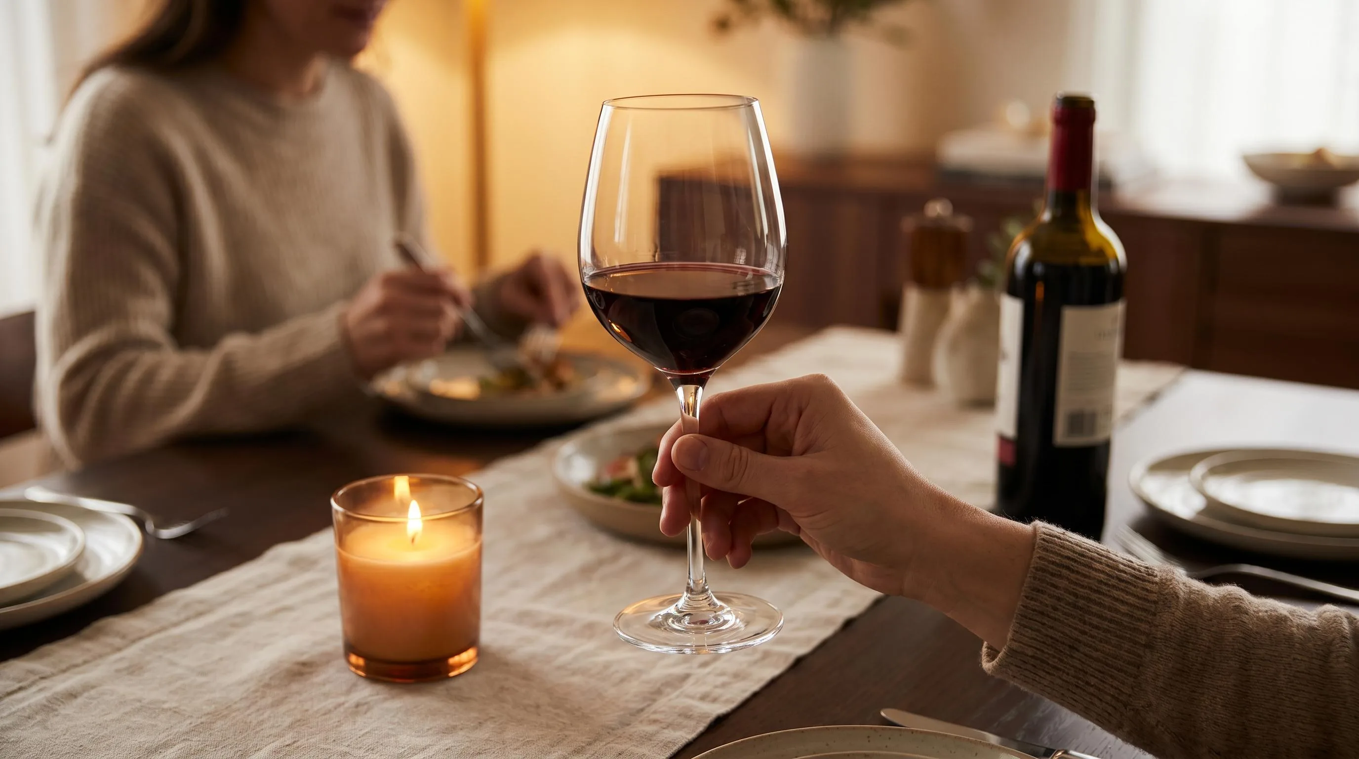 The Le Chateau SYNCHKG083779 shown in everyday use at home, as tested by FlightWineBar