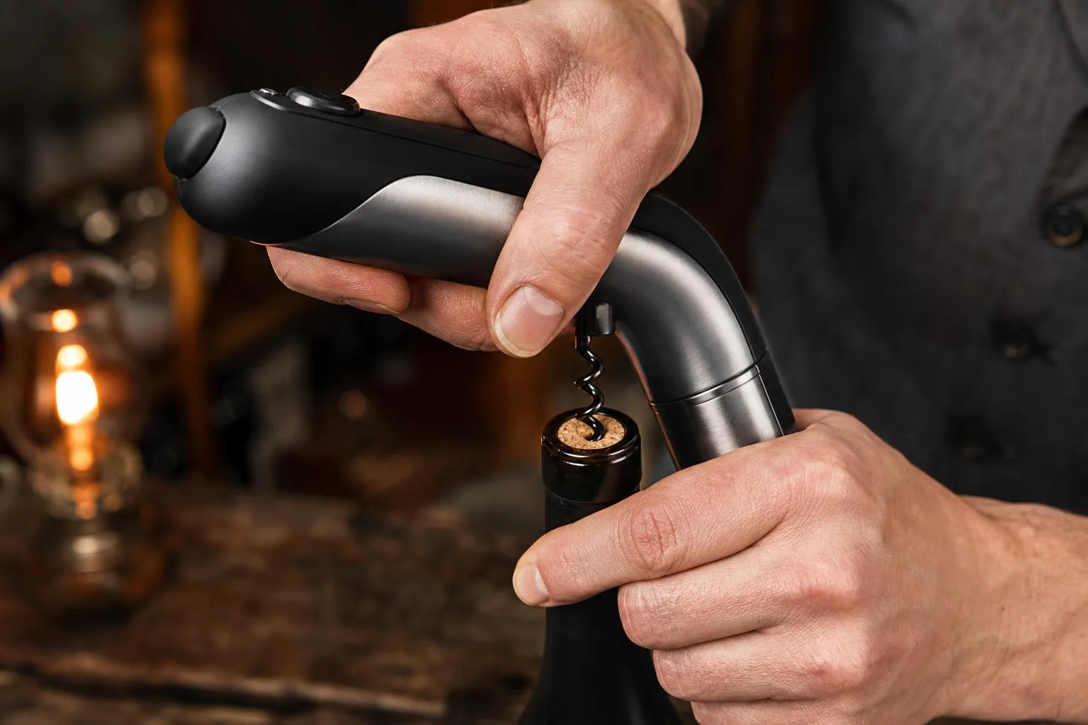 OXO INOXO.3113400ML Wine Opener Review 2026 2 Close-up of the OXO INOXO.3113400ML build quality, materials and finish during our review
