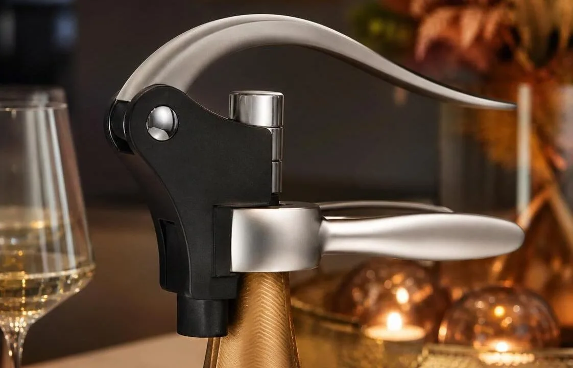 Rabbit Champagne and Wine Sealer