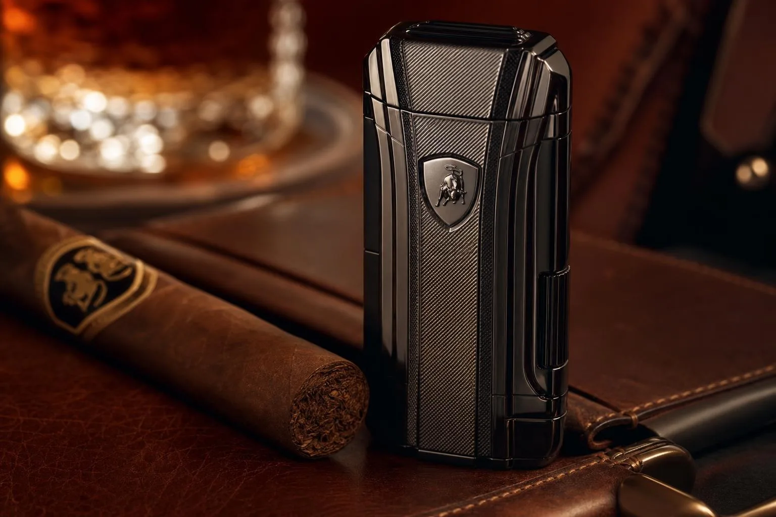 Tonino Lamborghini Les Mans Cigar Cutter Review 2026 2 Close-up of the Tonino Lamborghini Les Mans build quality, materials and finish during our review