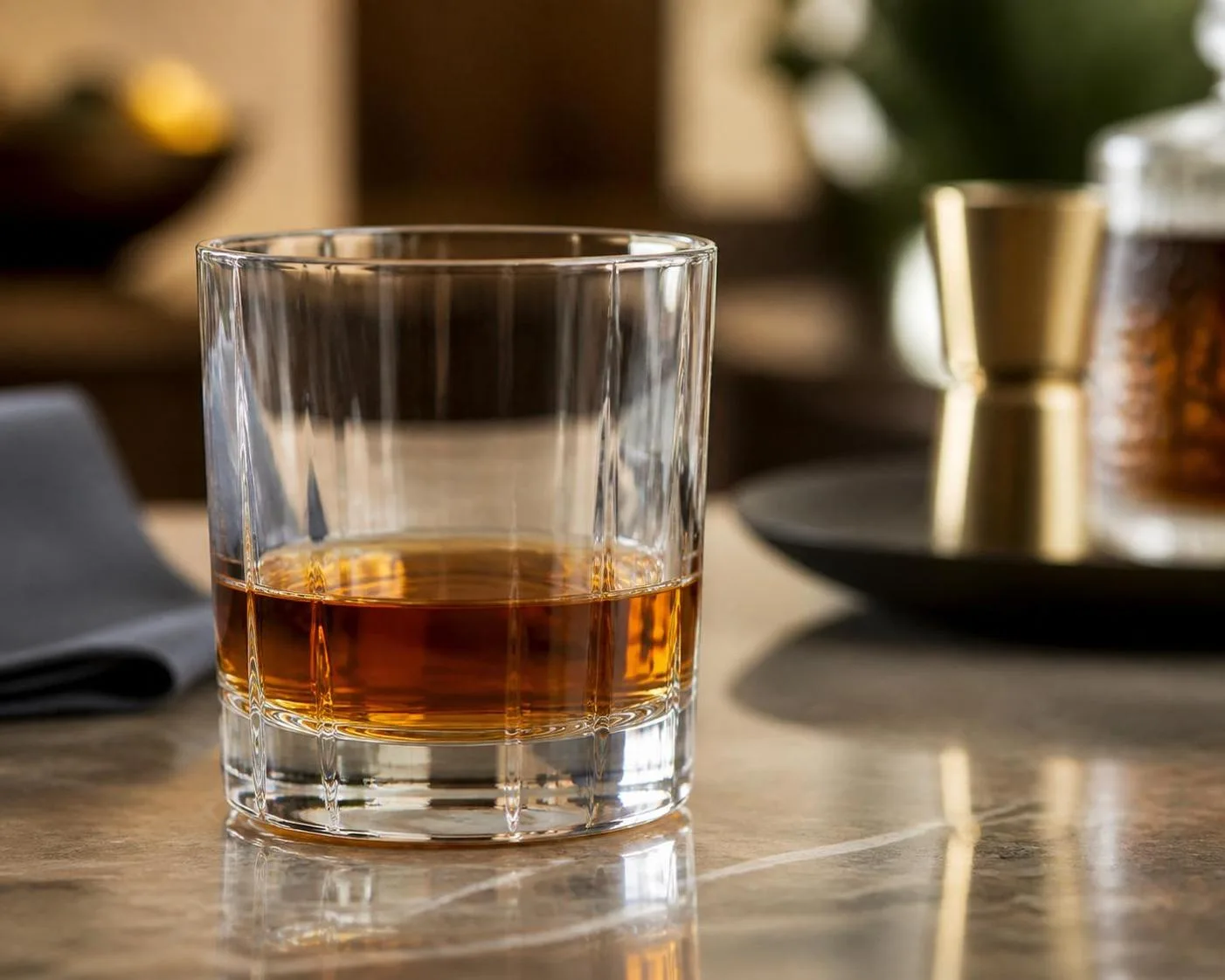 What Does Two Fingers Of Whiskey Mean? — explained with facts and figures in this guide
