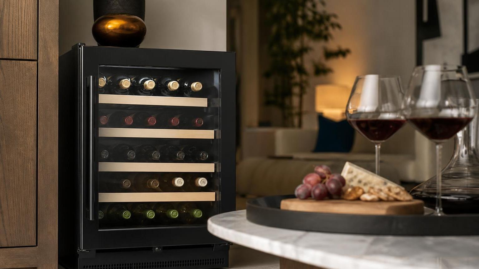 ‎Antarctic Star ‎5875 Small Wine Fridge Review 2026 — what matters when choosing