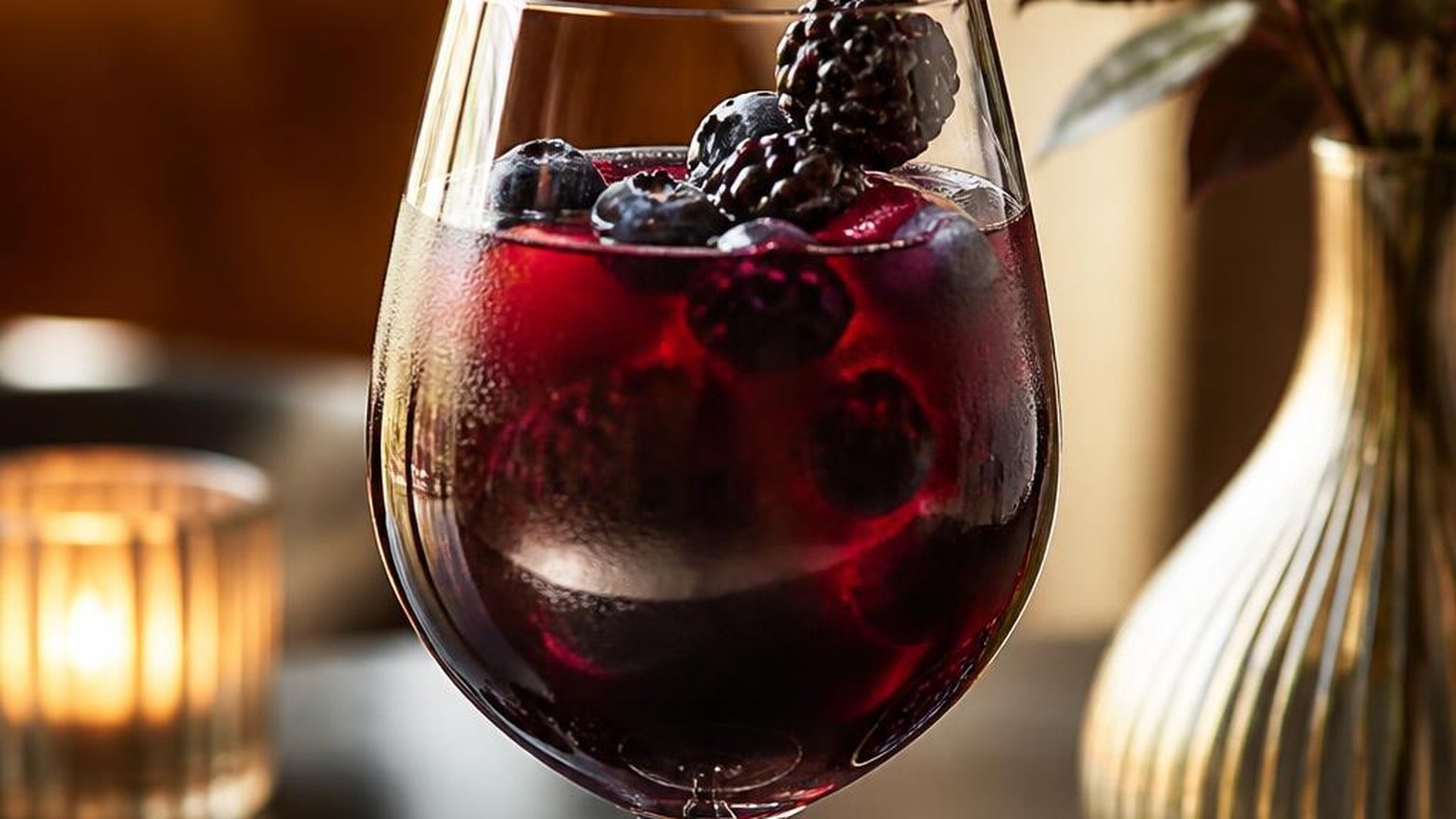 Black and Blue Wine for Bold Red Wine Lovers 2 Black and Blue Wine for Bold Red Wine Lovers — explained with facts and figures in this guide