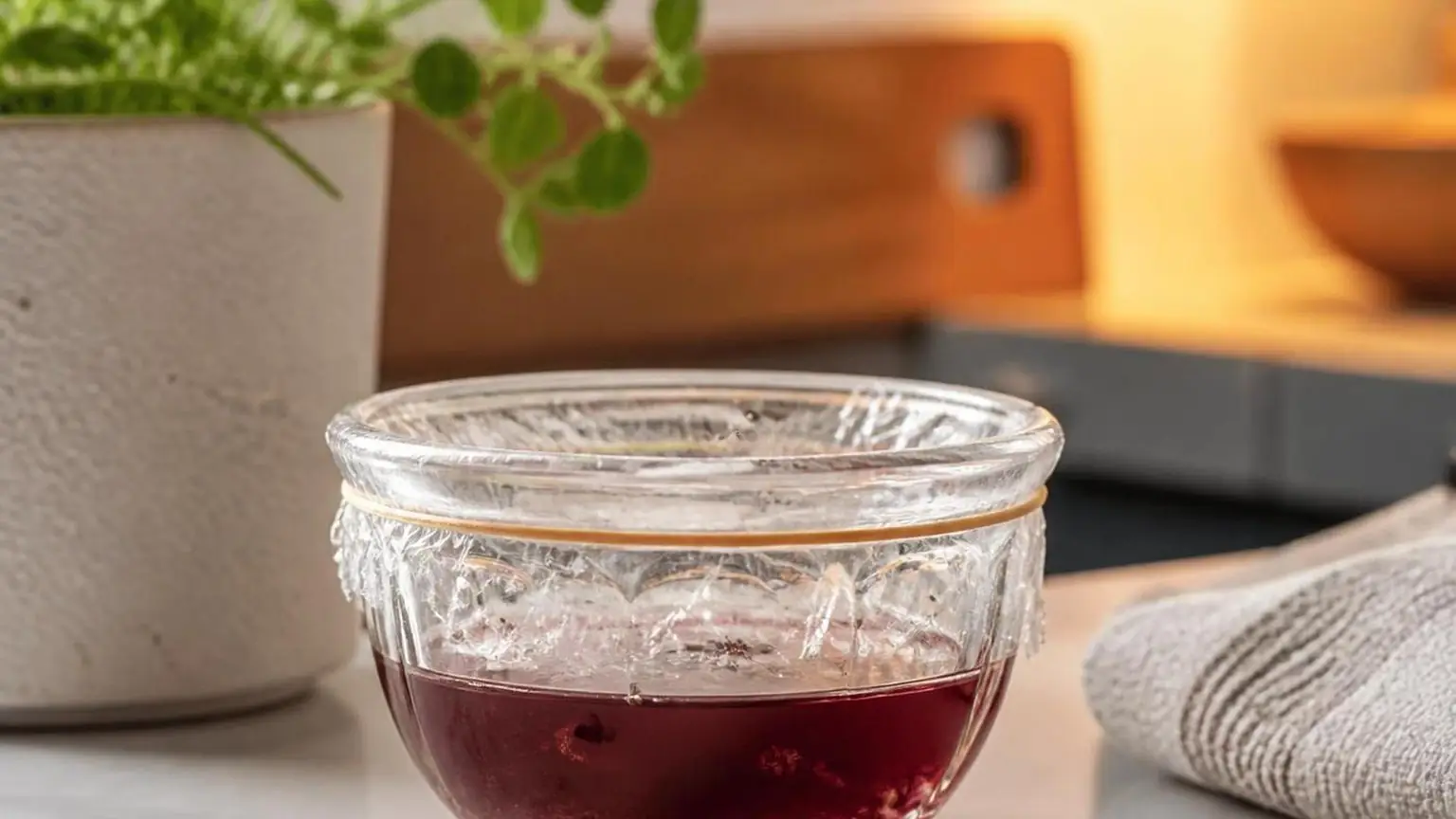 Can You Use Red Wine Vinegar To Trap Gnats? 9 Can You Use Red Wine Vinegar To Trap Gnats? — what changes the outcome