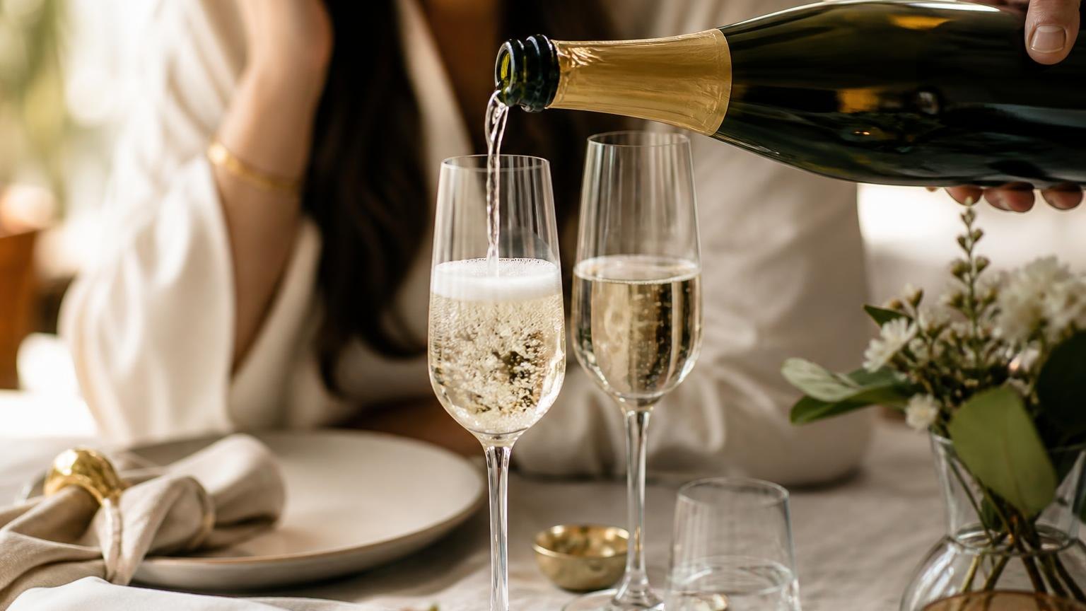 Does Sparkling Wine Have Alcohol? — explained with facts and figures in this guide