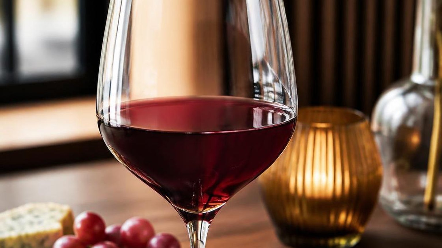 Does Wine Get You Drunk Fast? — the details worth knowing