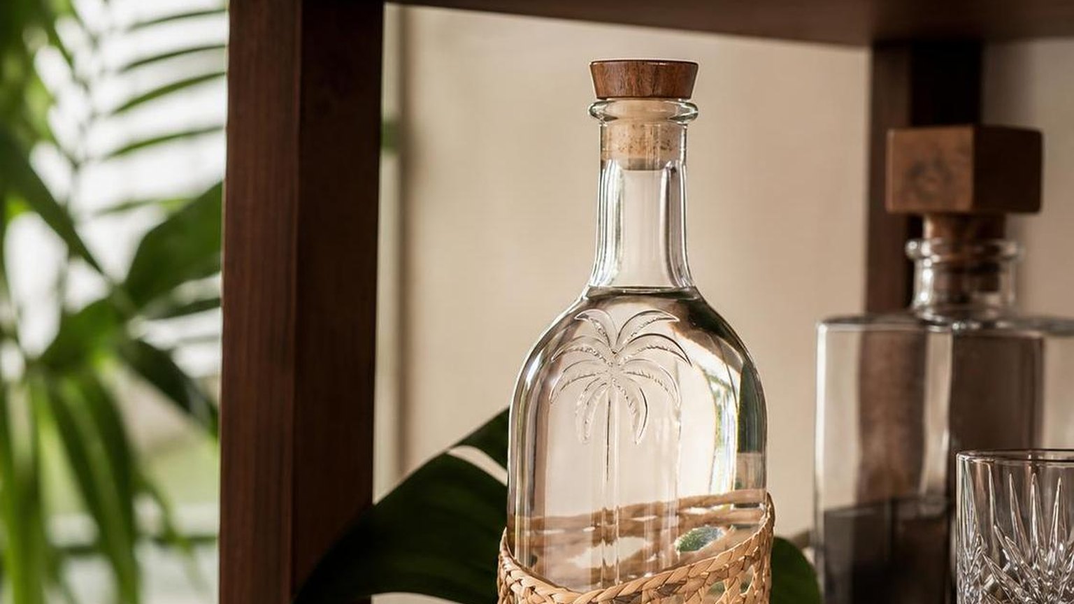 How Many Calories In Rum Haven Coconut Rum?, broken down step by step