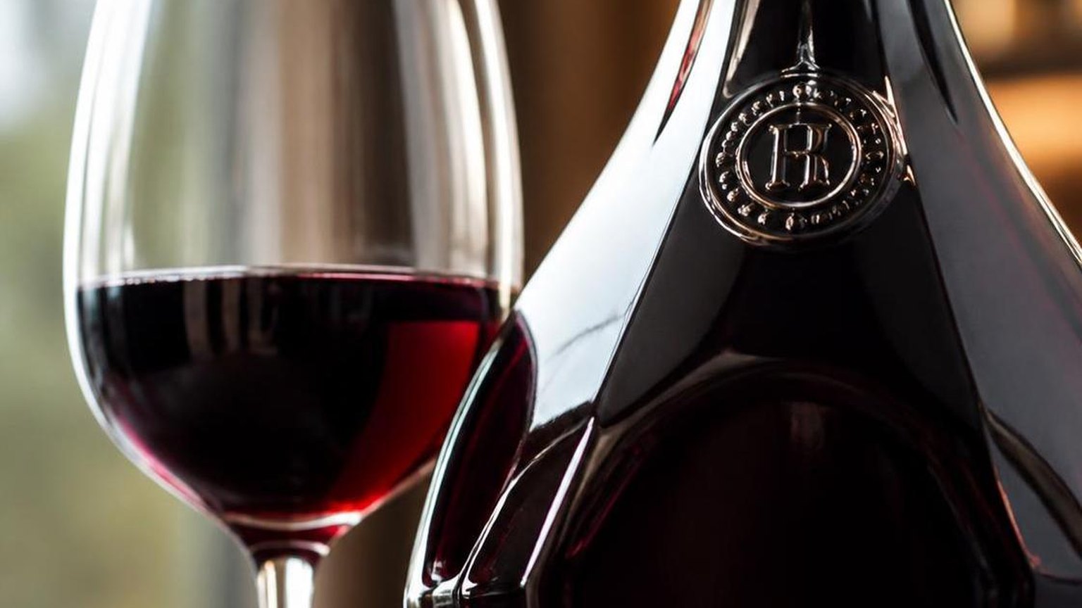 Is Mogen David A Red Wine? — a closer look