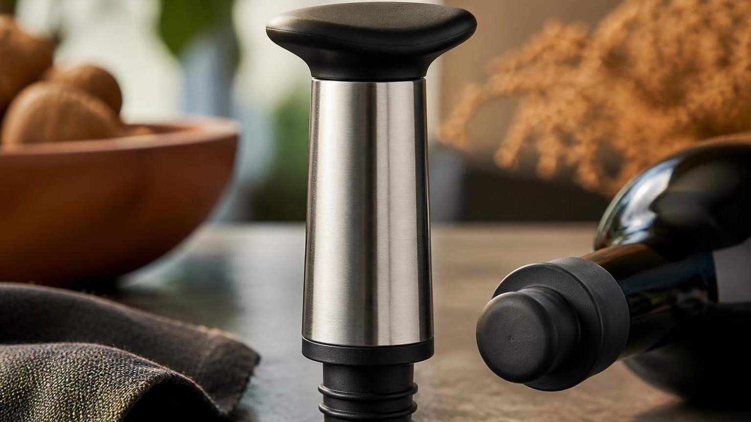 OXO 3110800 SteeL Vacuum Wine Saver Review 2026 5 OXO 3110800 SteeL Vacuum Wine Saver Review 2026 — a quick reference