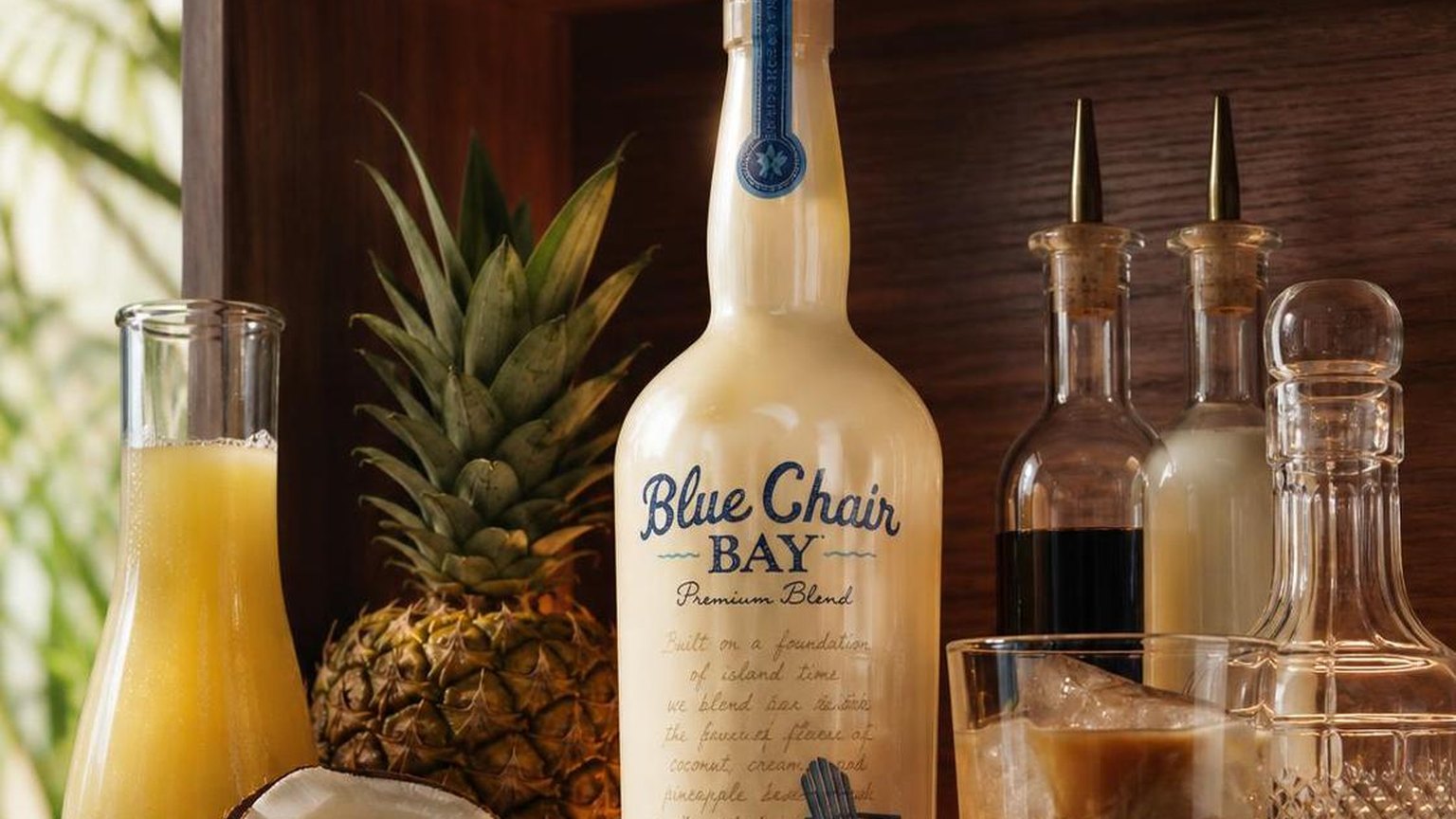 What To Mix With Blue Chair Bay Pineapple Rum Cream? at a glance
