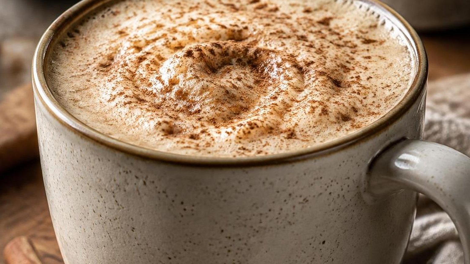 Does Chai Latte Have Caffeine? — what matters when choosing