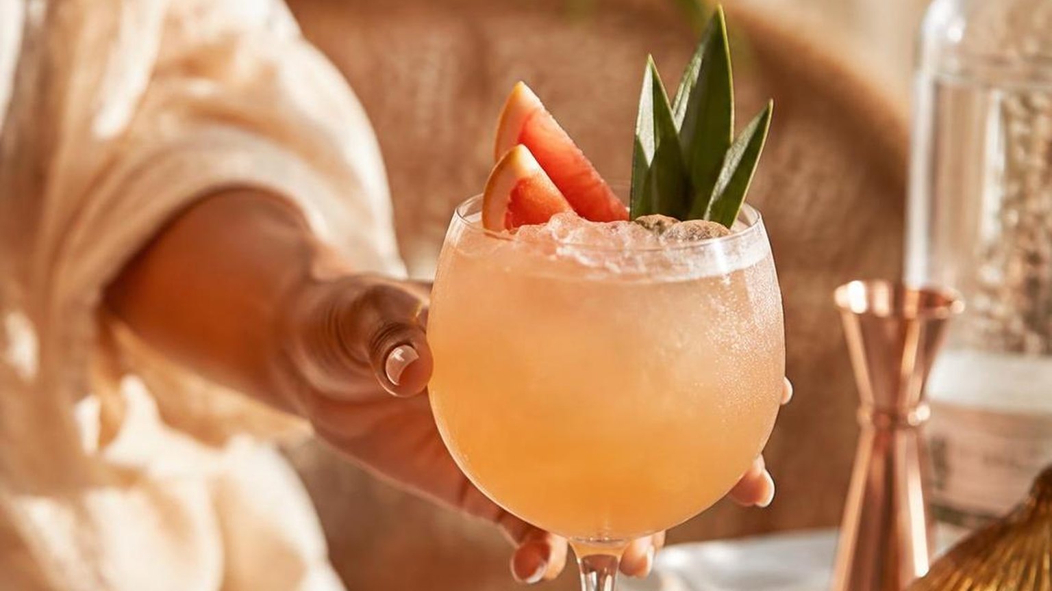 A Gin and Rum Cocktail for Easy Tropical Sipping — the short answer, with the data behind it