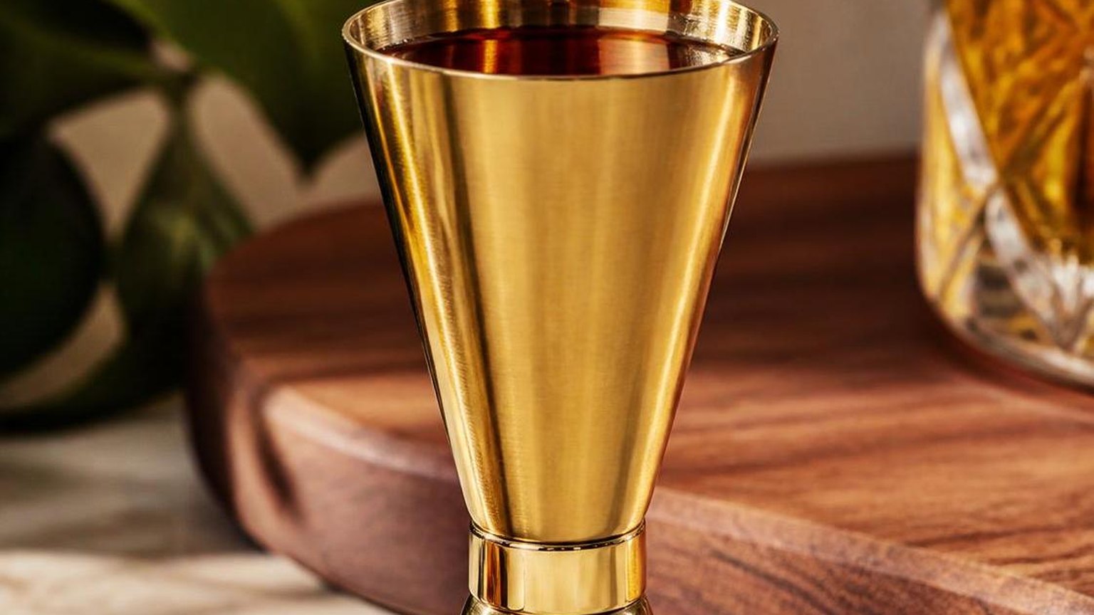 11 Essential Facts About How Much Is 40 Oz In Liters — the practical details