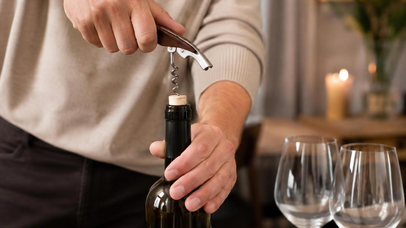 How To Use A Cork Opener? 8 How To Use A Cork Opener? — the practical details