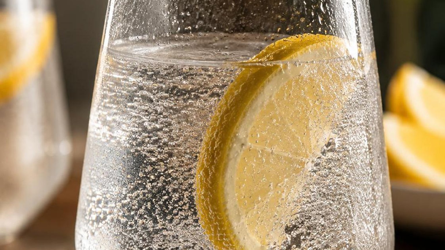What Alcohol Is In Hard Seltzer? — reading the numbers